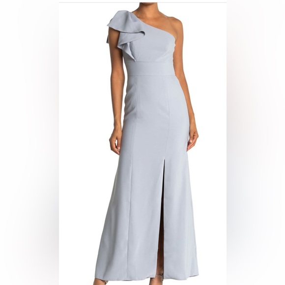 After Six Bow One-Shoulder Trumpet gown - Size 4 - Picture 1 of 6